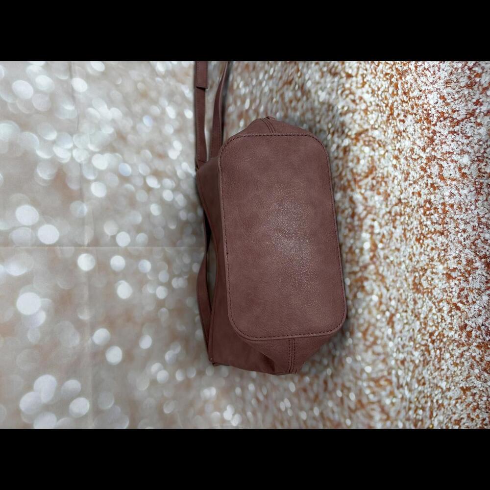 Stylish Pink Crossbody Bag ~ Sonoma ~ Just in time for Easter‎ Spring - Picture 3 of 5